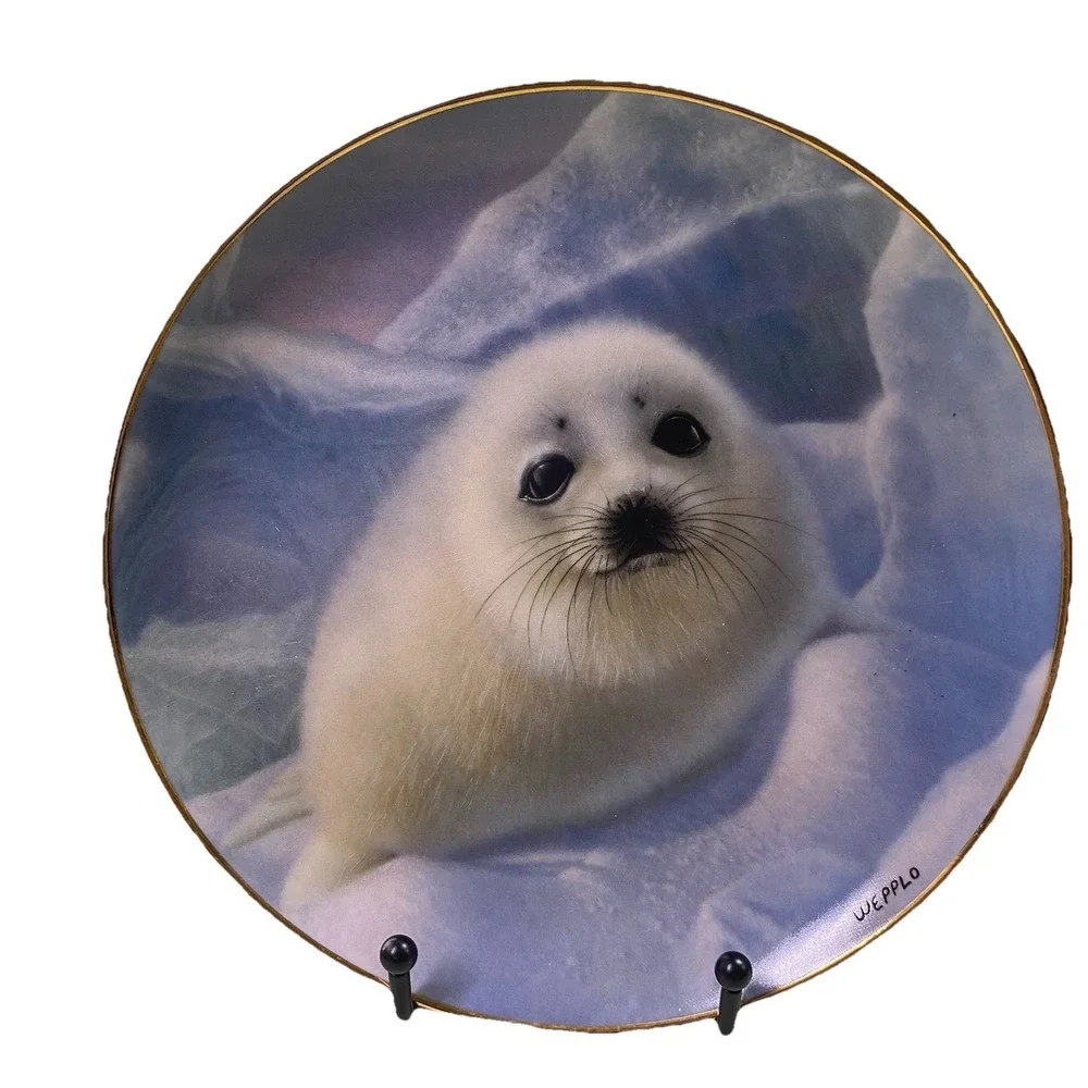 The Franklin Mint Fine Porcelain Snow Pup Limited Edition 2 Plates‎ By Wepplo 8